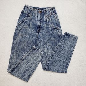 Chic Vintage Acid Wash High Waist size 9 tall